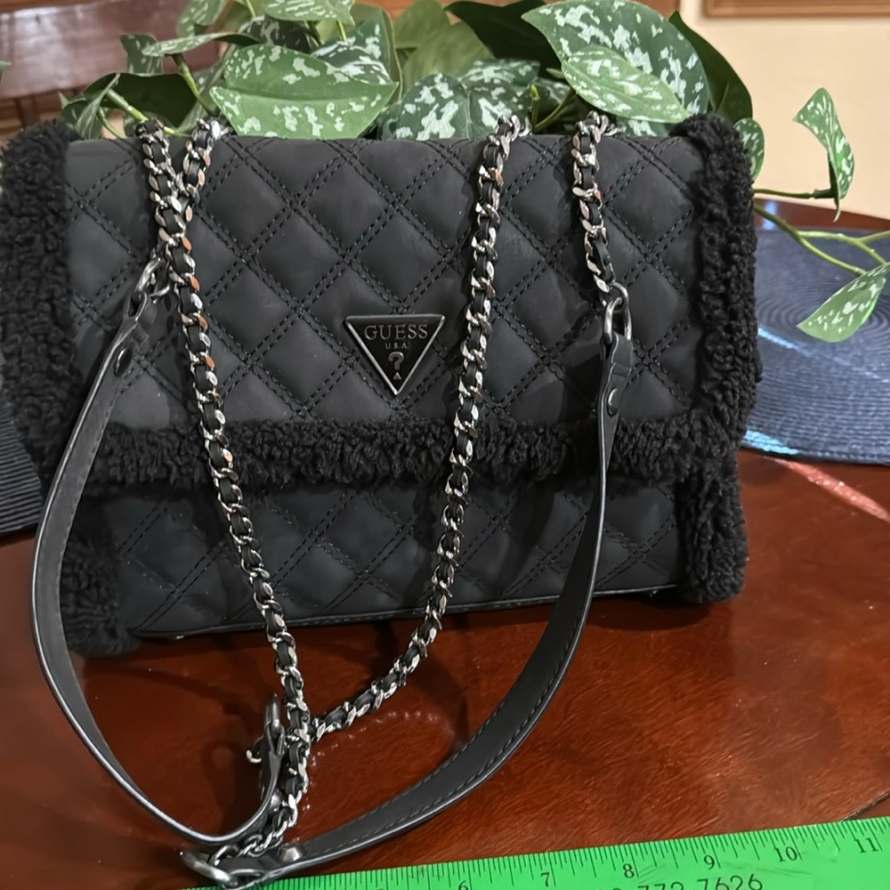 Never used guess bag